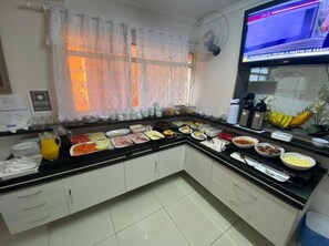 Restaurant - Hotel Colonial (Porto Ferreira)