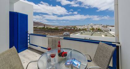 Newly Re-Furbished 3 Bedroom Villa, 3 Bathroom, Sea Views, WIFI, UKTV