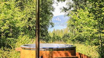 Utendørs boblebad