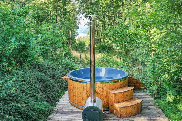 مغطس سبا خارجي