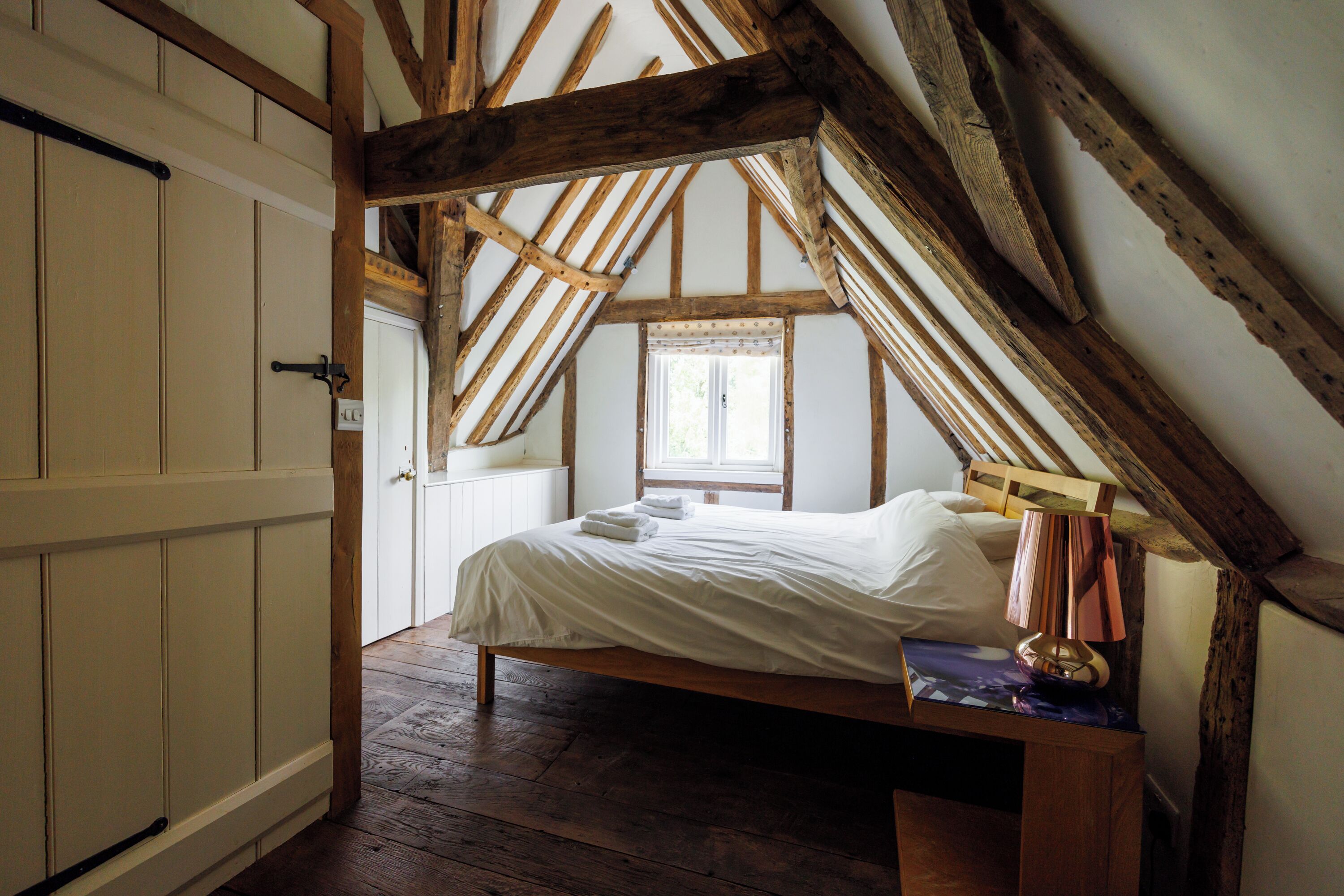 10 chambres, fer et planche à repasser, lit parapluie, Wi-Fi gratuit