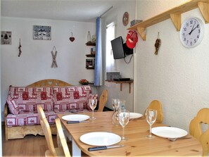 Dining - Studio for 4 near shops and slopes in Risoul (Risoul)
