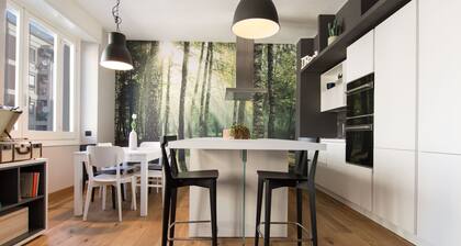 Brandneue Wohnung im Zentrum von Cagliari, drei Zimmer mit eigenem Bad