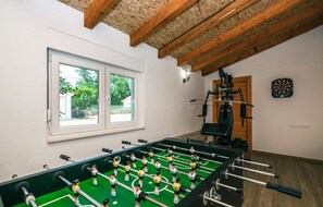 Fitness facility - Cozy home in Vinjani Donji (Vinjani Donji)