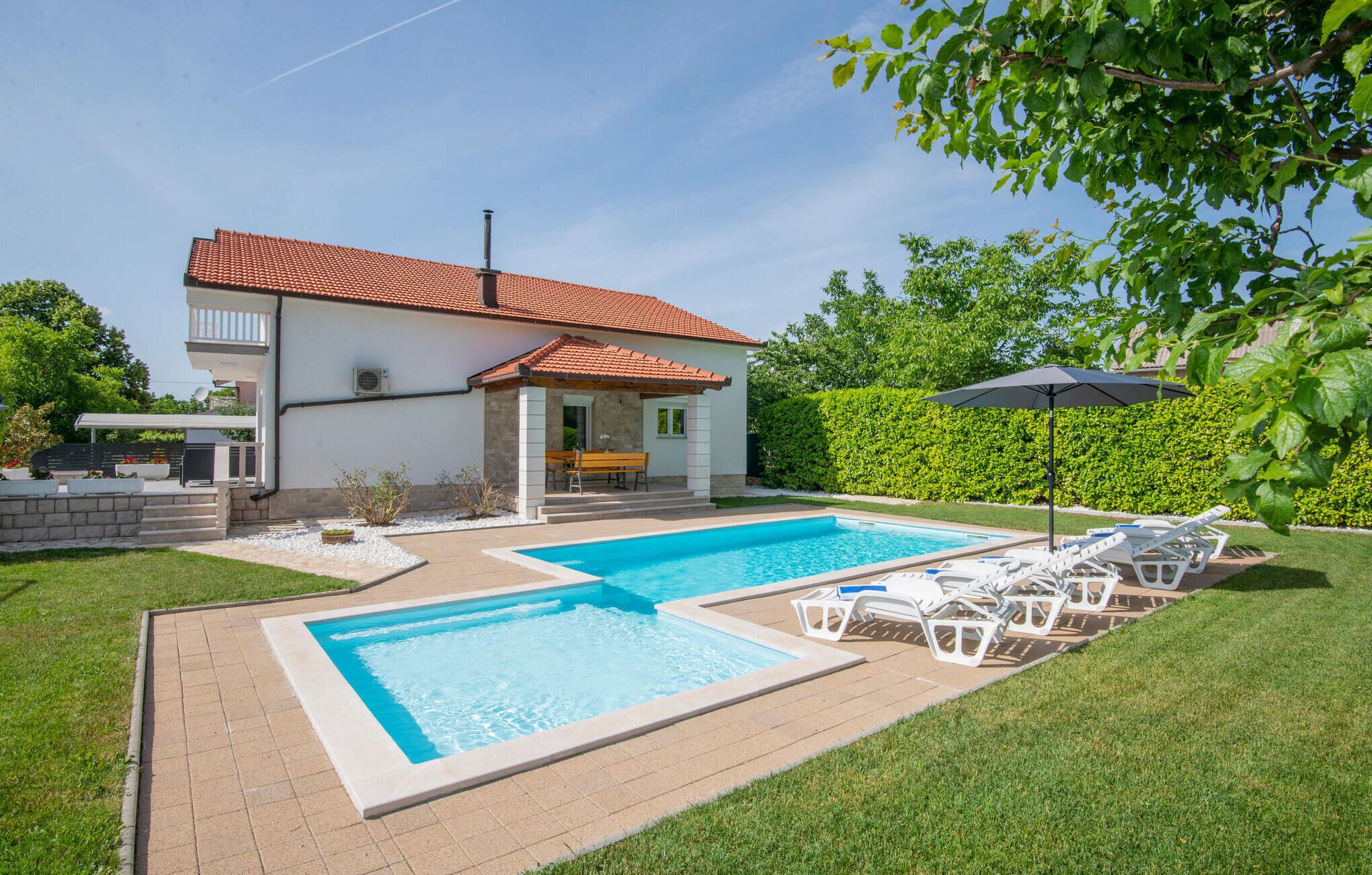 Outdoor pool, a heated pool