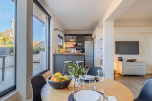 Dining - Romantic Terrace Hideaway in the Heart of Rome (Roma)
