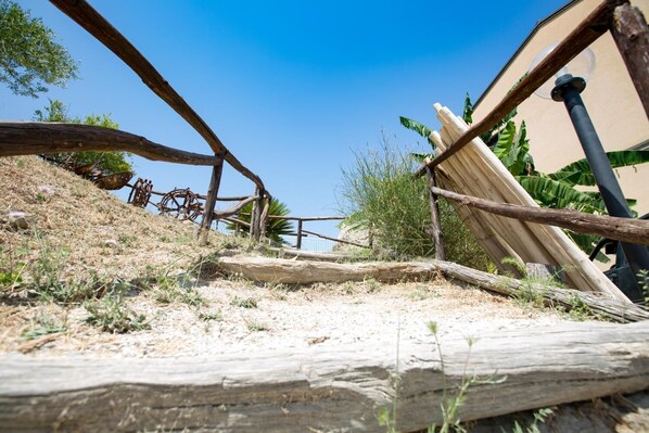 Property grounds - La Casa Del Priore (Patti)