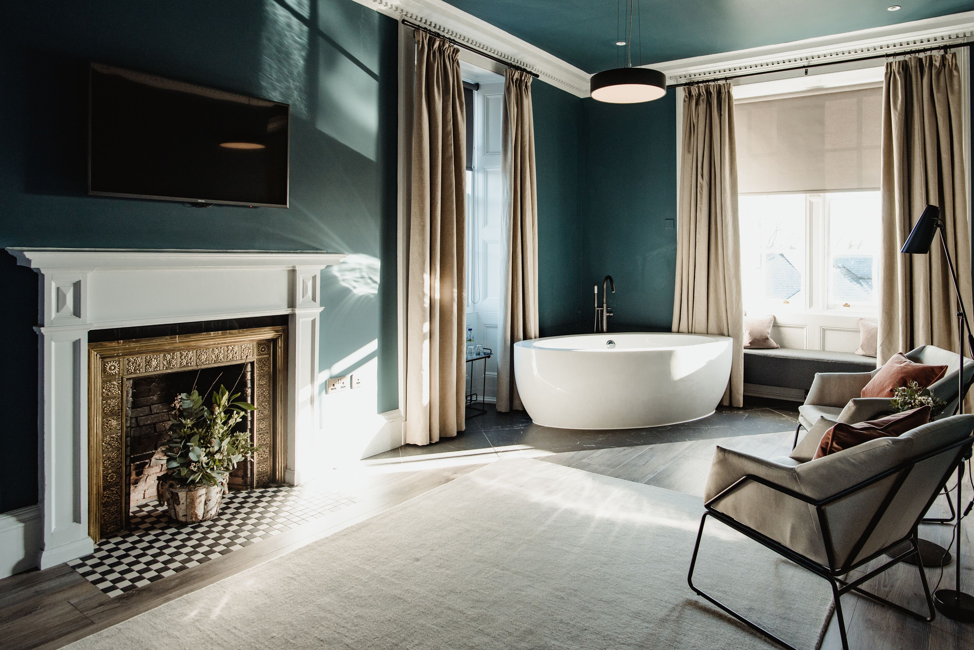 suite (the ridge) | private spa tub
