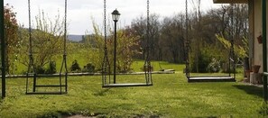 Children’s play area – outdoor