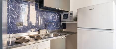 經典客房, 獨立浴室 (Camera Standard) | 公共廚房