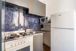 Chambre Classique, salle de bains attenante (Camera Standard) | Cuisine partagée