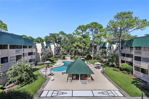 Exterior - Hilton Head in Style. All the amenities. (Hilton Head Island)