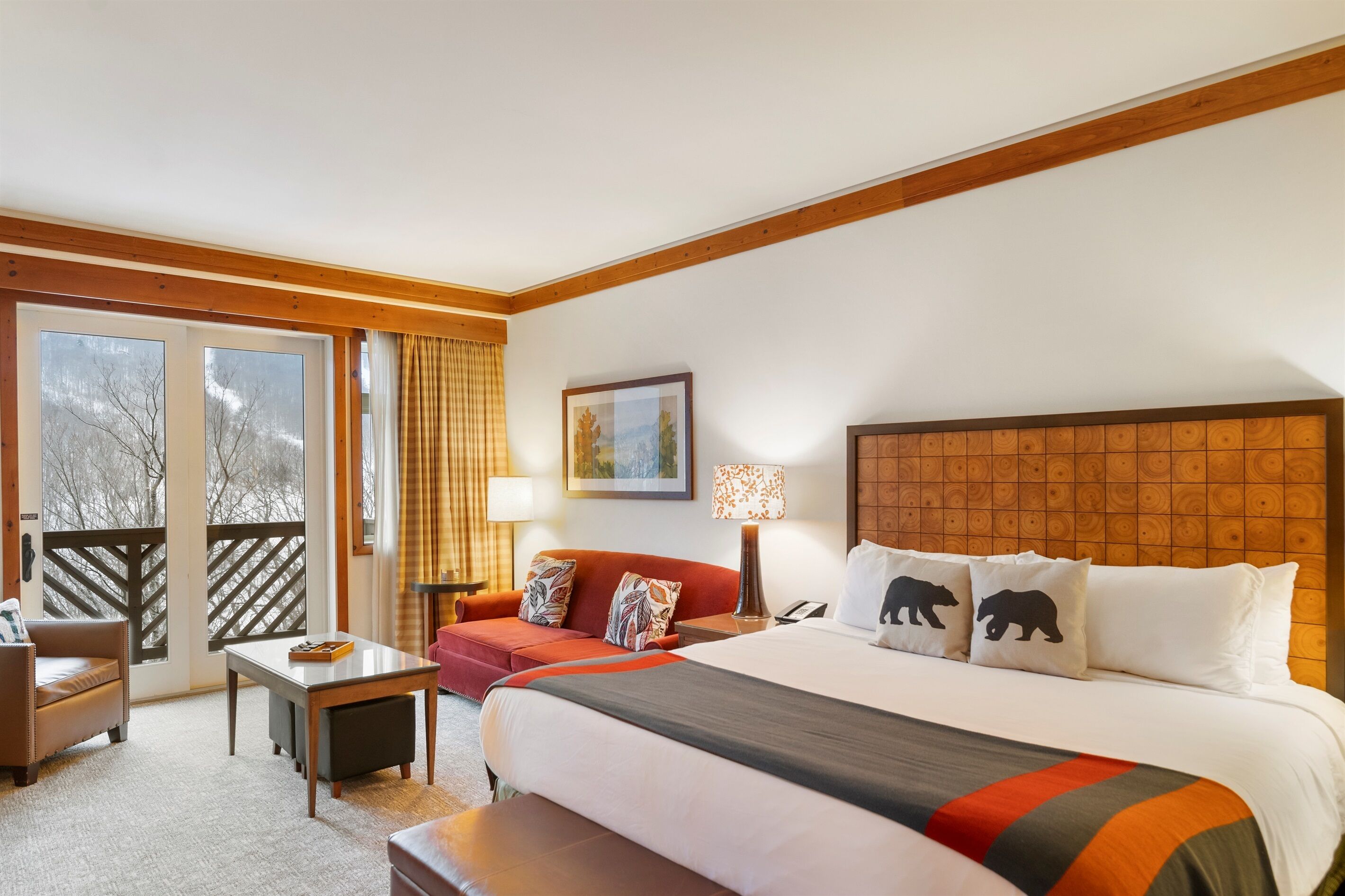 デスク、アイロン / アイロン台、WiFi (無料)、ベッドシーツ