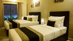 Bureau, chambres insonorisées, Wi-Fi gratuit, draps fournis
