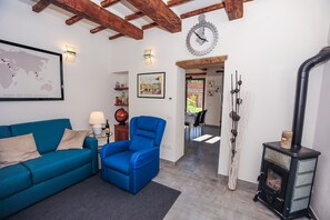 TV - The window on the castle (Arcidosso)