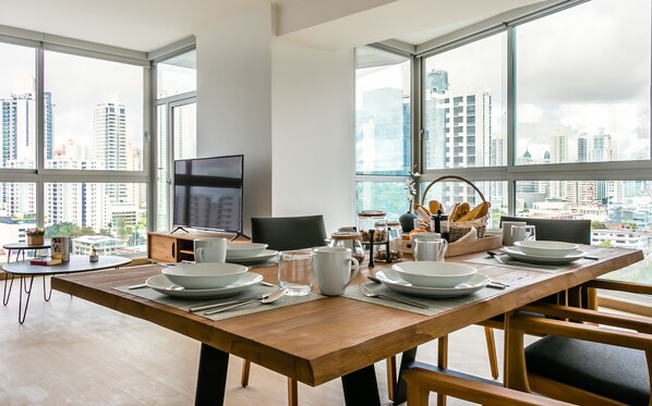 Lejlighed - 3 soveværelser | Stue | Fladskærms-tv