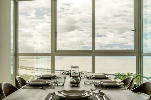 New Elegant Ocean View