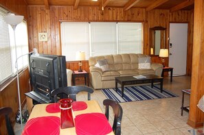 Een 42-inch televisie met kabelzenders