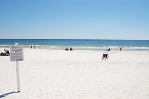 On the beach - Harbor House 30 (Gulf Shores)