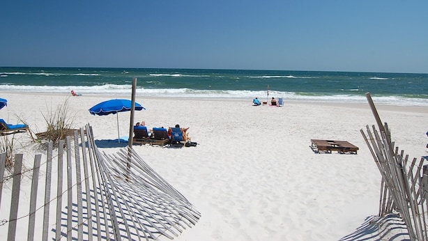 On the beach - Gulf Village 413 (Gulf Shores)