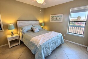 Condo, 1 Queen Bed, Balcony, Beach View