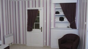 Double Room (Cocooning) | Individually decorated, individually furnished, laptop workspace