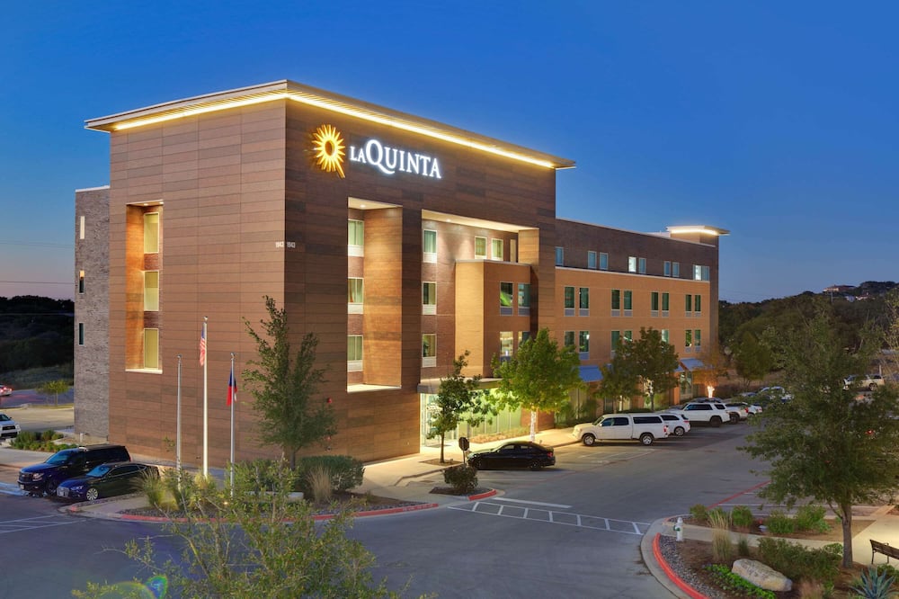 La Quinta Inn & Suites by Wyndham Lakeway