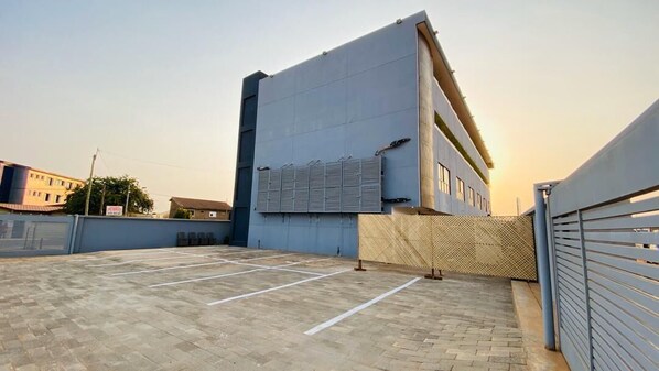 Exterior - The Ivory Apartment (Accra)