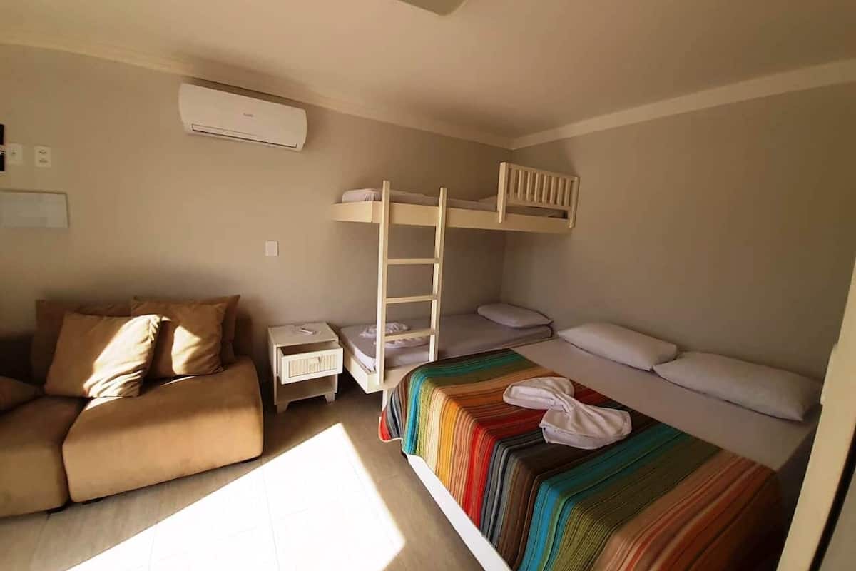 Standard Suite, Multiple Beds, Sea View | Bed sheets