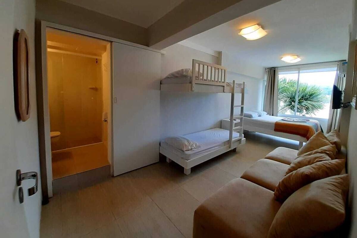 Standard Suite, Multiple Beds, Sea View | Bed sheets