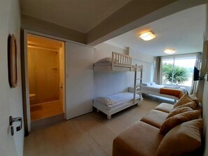 Standard Suite, Multiple Beds, Sea View