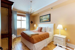 3 chambres, accès à Internet (gratuit), literie fournie