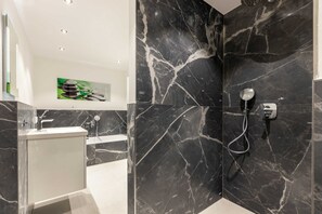 Dusche, Haartrockner