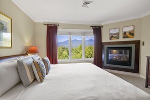 3 Schlafzimmer, Schreibtisch, Bügeleisen/Bügelbrett, kostenloses WLAN