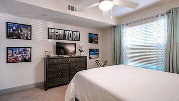 1 bedroom, desk, iron/ironing board, WiFi (free)