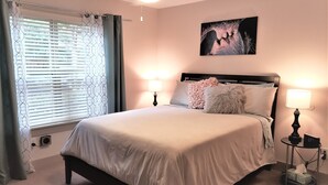 1 多间卧室、办公桌、熨斗/熨衣板、免费 WiFi