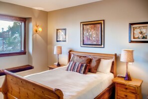 3 Schlafzimmer, Bügeleisen/Bügelbrett, WLAN, Bettwäsche