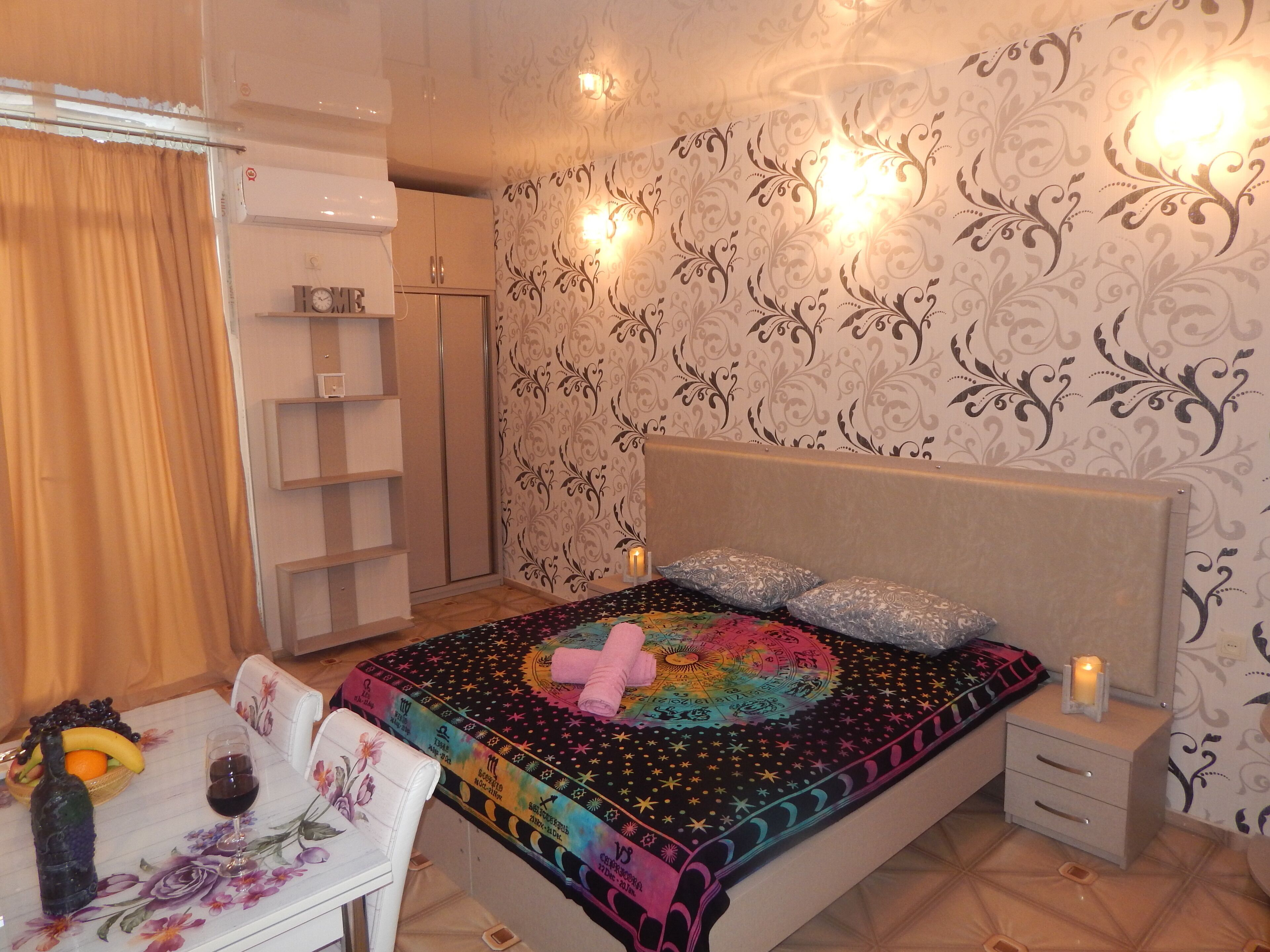 1 bedroom, desk, iron/ironing board, WiFi