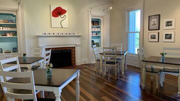 Free daily full breakfast