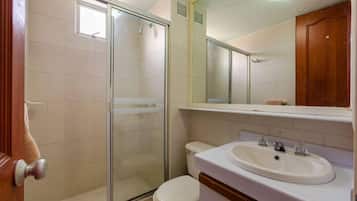 Shower, towels, soap, shampoo