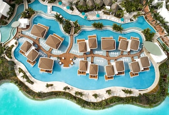 3 outdoor pools, cabanas (surcharge), pool umbrellas at The Guitar Hotel at Seminole Hard Rock