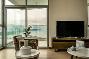 Apartment, 2 Bedrooms, Terrace | Television - Home Suite Ocean View (Panama City)