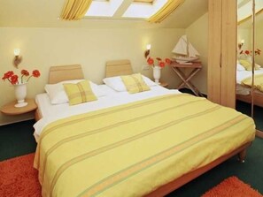 1 bedroom, travel cot, WiFi, wheelchair access