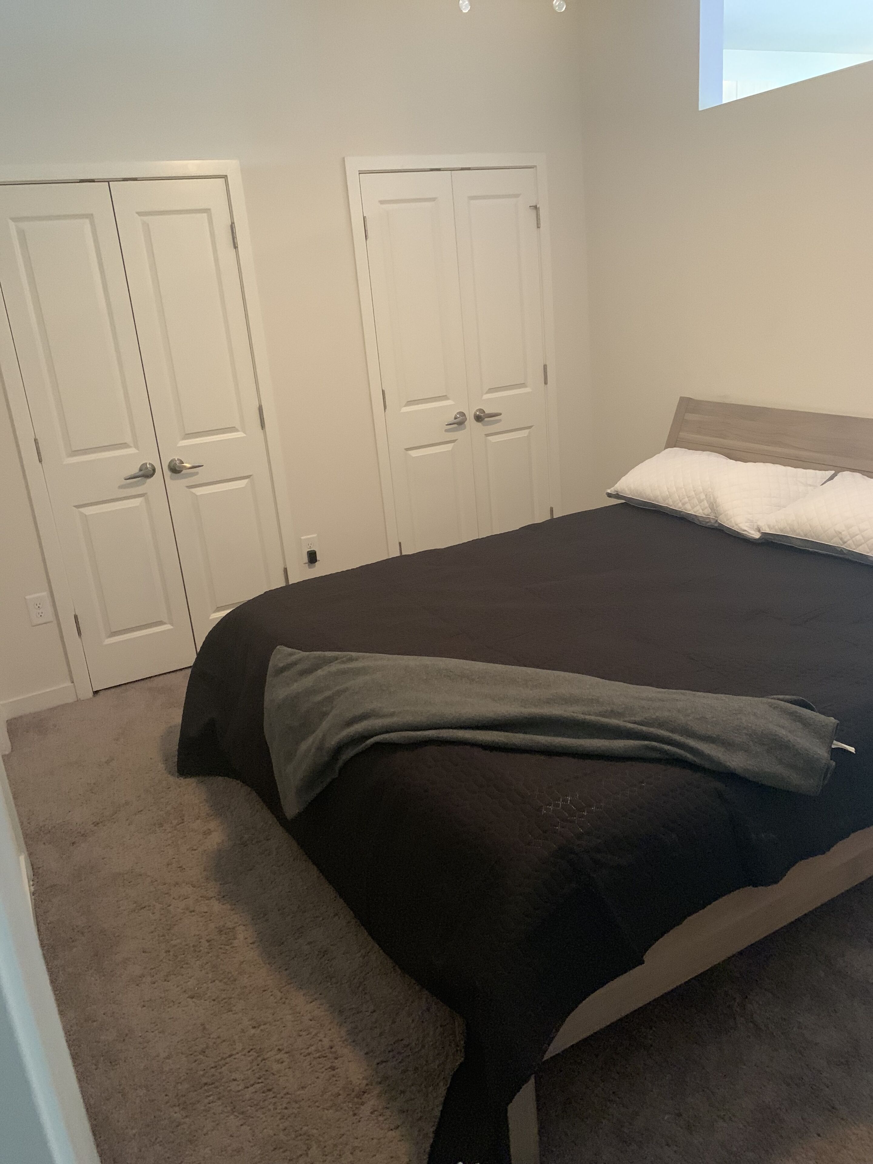 1 bedroom, internet, bed sheets
