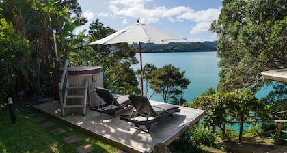 «KIWI LODGE» - une belle cabane rustique isolée