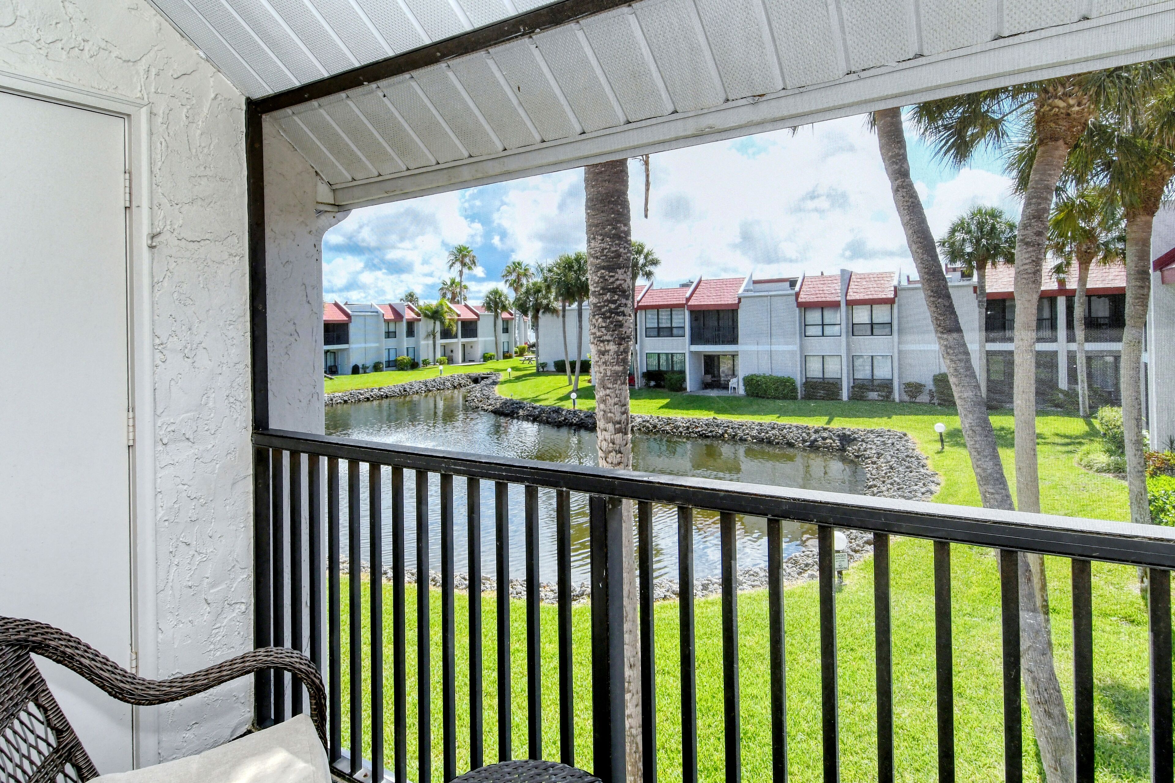 Enjoy Your Vacation on The Beach!  A SHORT WALK TO BEAUTIFUL GULF OF MEXICO AND POOL!! Any day check-ins, call today for Fall rates!