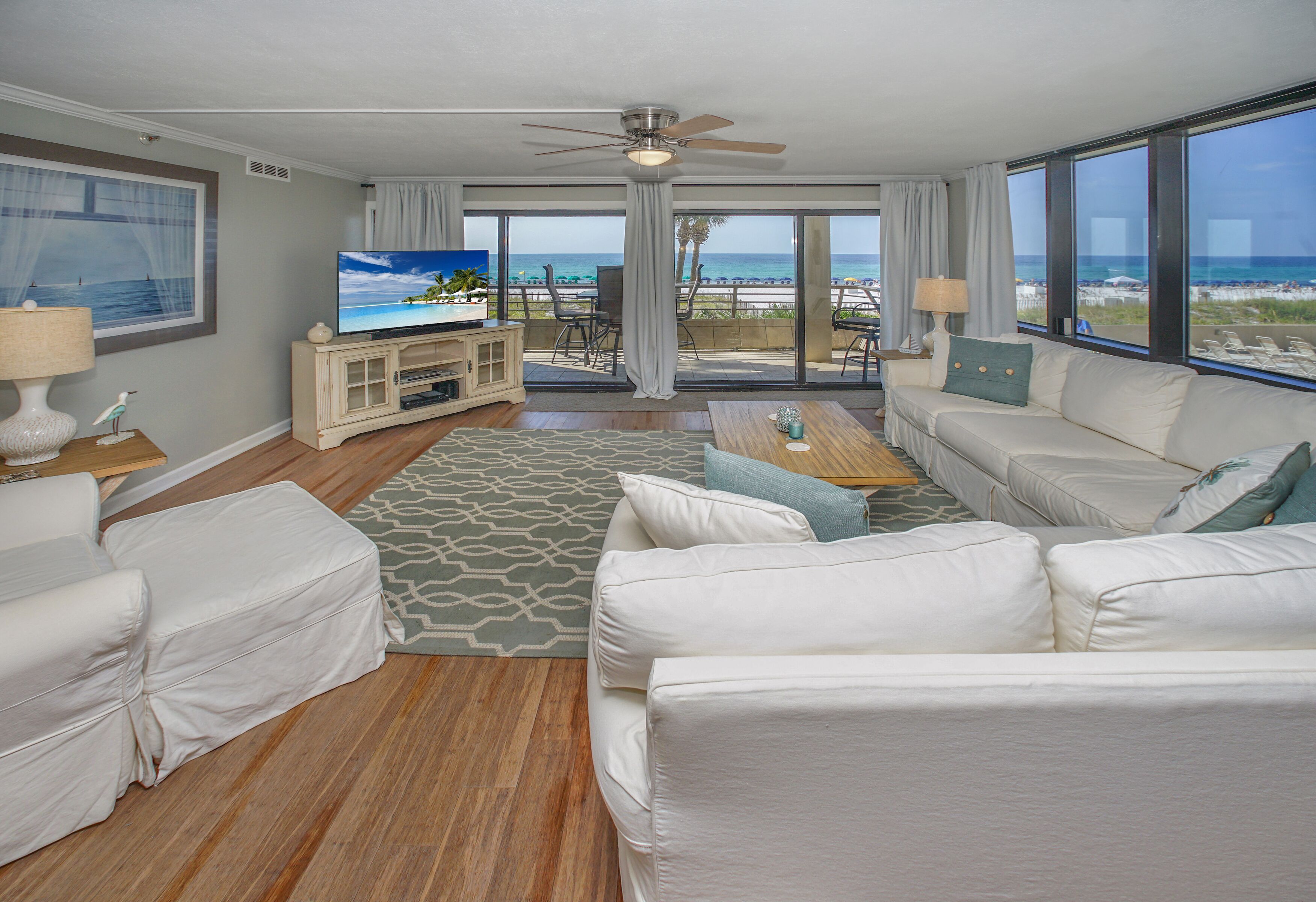 GULF FRONT 3/3 WITH GREAT GULF VIEWS FRONT AND SIDE!!!