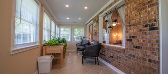 Lovely home 1 block from the beach and downtown!