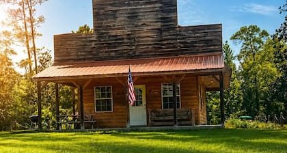 Family Cabin at the creek! 2 beautiful private sandbars