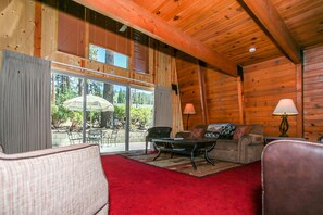 Interior - Summit Paradise-845 by Big Bear Vacations (Big Bear Lake)
